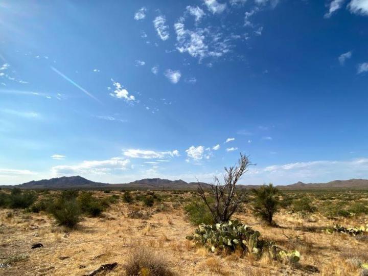 043 Billy Clegg Rd, Out Of Area, AZ | 5 Acres Or More. Photo 11 of 38