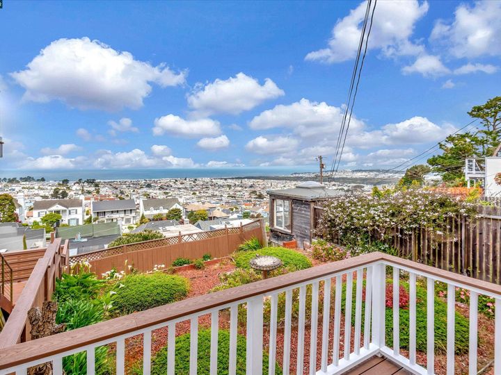 1042 Pacheco St, San Francisco, CA | Golden Gate Heig. Photo 40 of 48