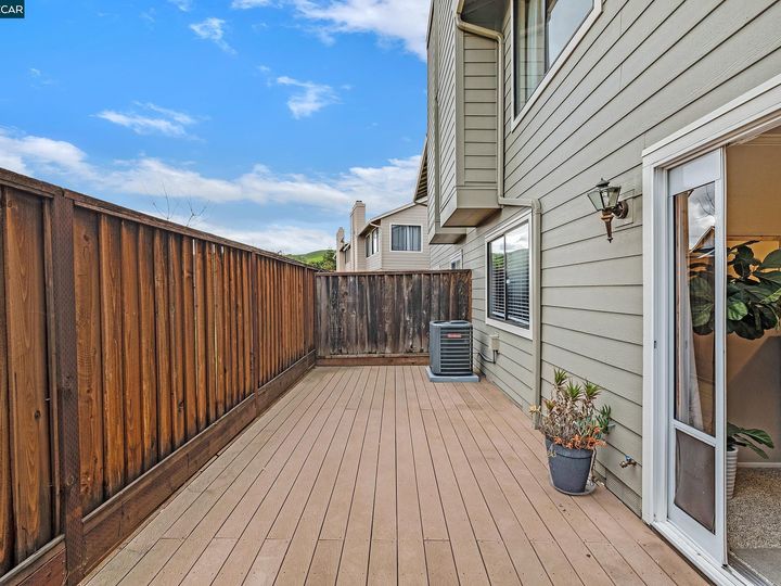 105 Wildes Ct, Bay Point, CA, 94565 Townhouse. Photo 33 of 42