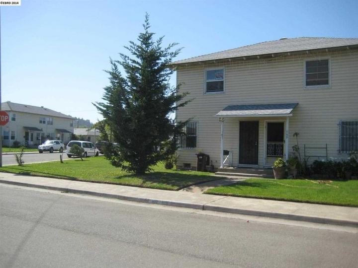 107 Collins St Richmond CA Multi-family home. Photo 1 of 6