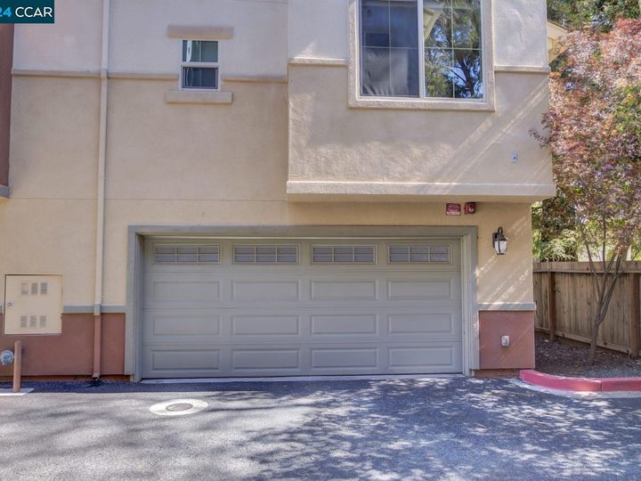 1252 Detroit Ave #1, Concord, CA, 94520 Townhouse. Photo 43 of 45