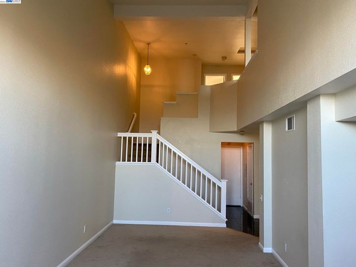 130 Outrigger Dr, Vallejo, CA, 94591 Townhouse. Photo 9 of 29