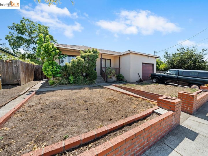 1351 6th St, Rodeo, CA | Rodeo Hills. Photo 2 of 34
