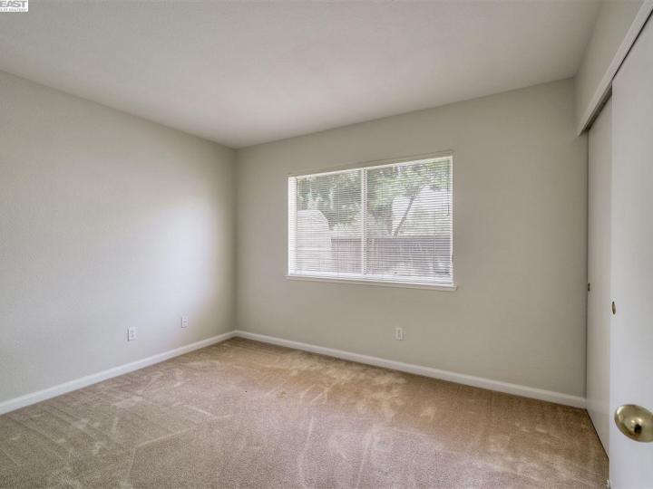 1361 Claremont Dr, Tracy, CA | Hearthstone. Photo 24 of 39