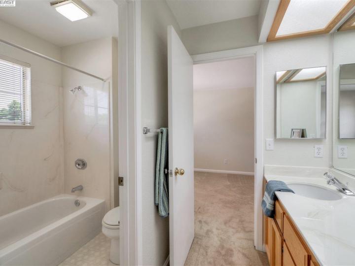 1361 Claremont Dr, Tracy, CA | Hearthstone. Photo 25 of 39
