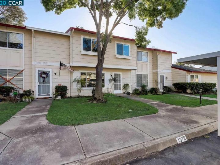 1372 Spring Valley Cmn, Livermore, CA, 94551 Townhouse. Photo 33 of 40