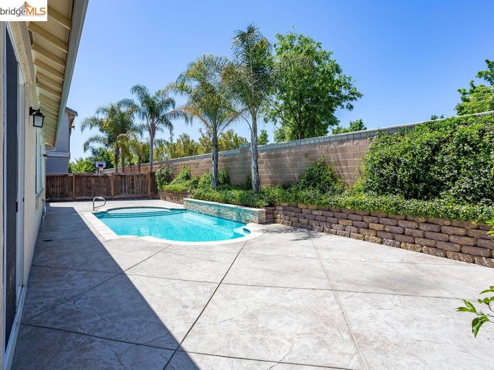 139 Pescara Blvd, Brentwood, CA | Brentwood. Photo 31 of 36