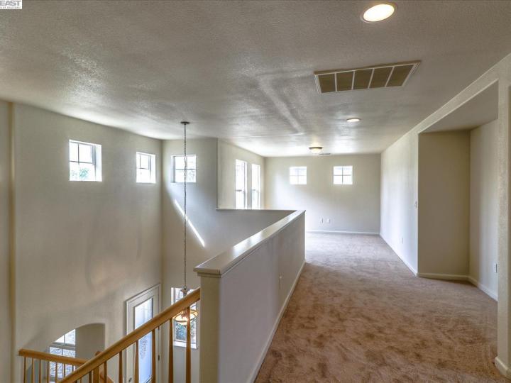1433 Oasis Ln, Patterson, CA | . Photo 18 of 34