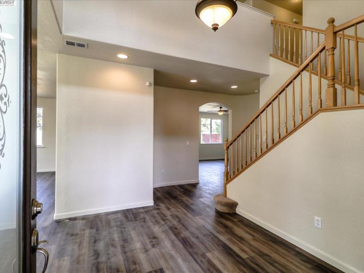 1433 Oasis Ln, Patterson, CA | . Photo 26 of 34