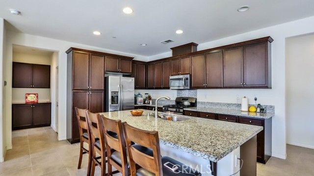 14349 Penn Foster St, Chino, CA, 91710 Townhouse. Photo 4 of 37