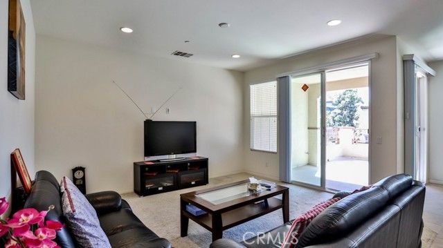 14349 Penn Foster St, Chino, CA, 91710 Townhouse. Photo 9 of 37