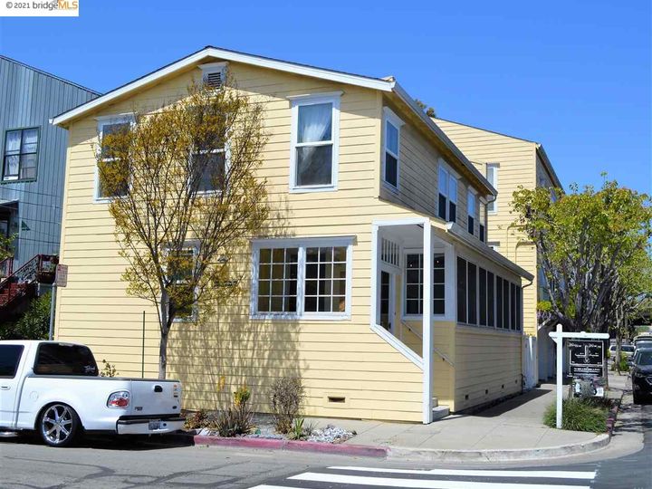 1450 34th St, Oakland, CA, 94608 Townhouse. Photo 2 of 28