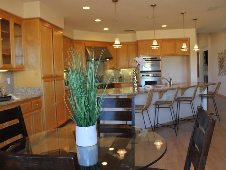 148 E Country Club Dr, Brentwood, CA | Shadow Lakes. Photo 13 of 39