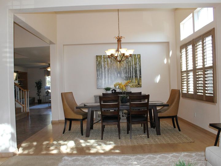 148 E Country Club Dr, Brentwood, CA | Shadow Lakes. Photo 4 of 39
