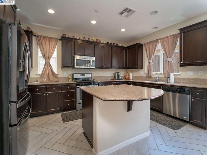 1607 Roma Dr, Pittsburg, CA | San Marco. Photo 14 of 33