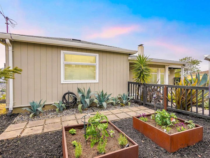 16083 Cambrian Dr, San Leandro, CA | . Photo 43 of 59