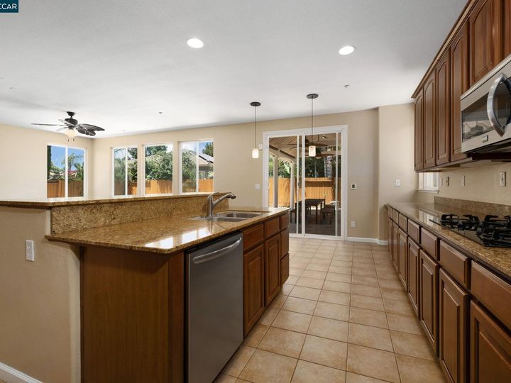 1613 Highland Way, Brentwood, CA | Brentwood. Photo 14 of 32