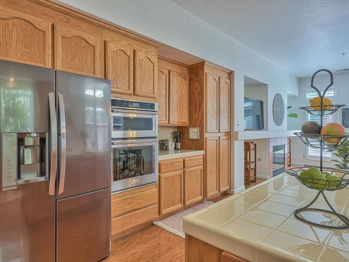 1631 Little River Dr, Salinas, CA | . Photo 5 of 47