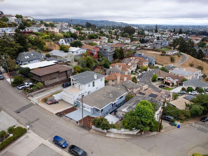 16609 Winding Blvd, San Leandro, CA | Fairmont Terrace. Photo 29 of 31