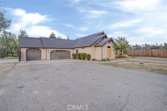17640 Triple S Dr, Anderson, CA | . Photo 31 of 37