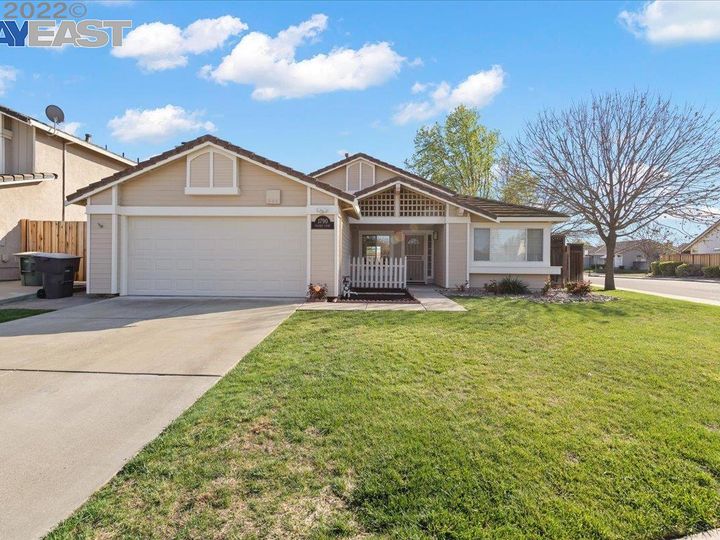 1790 Thicket Ct, Tracy, CA | Central Tracy. Photo 1 of 20