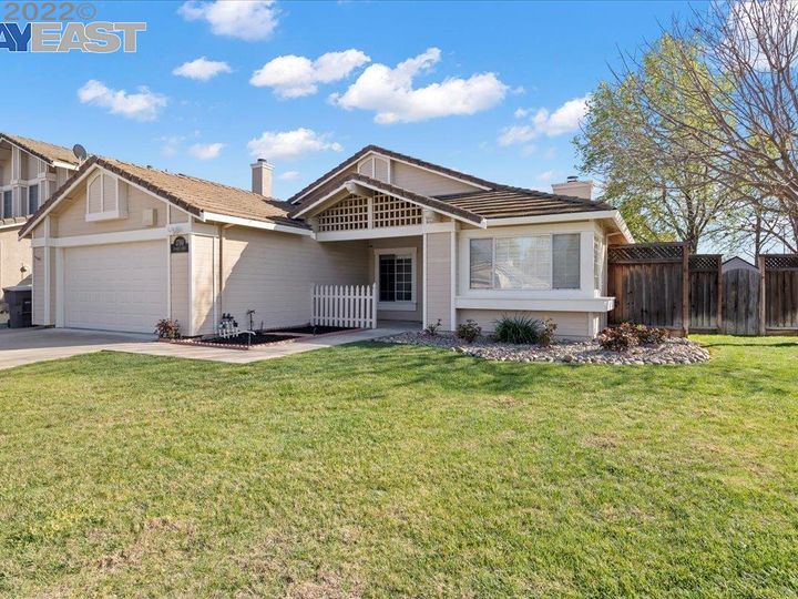 1790 Thicket Ct, Tracy, CA | Central Tracy. Photo 2 of 20