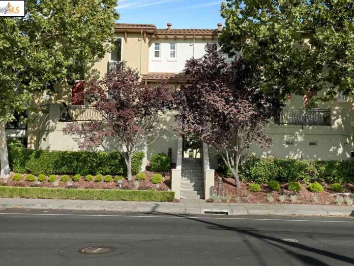 18 Matisse Ct, Pleasant Hill, CA, 94523 Townhouse. Photo 17 of 18