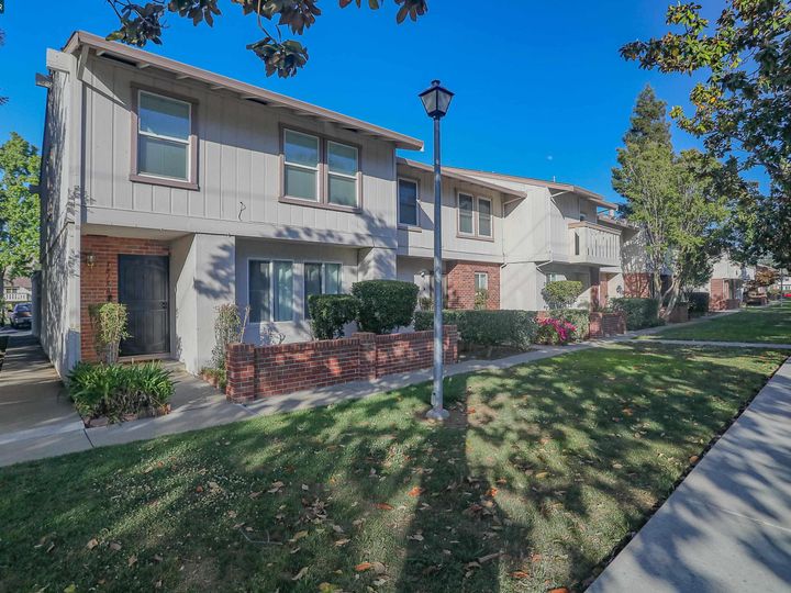 1815 Wildbrook Ct #E, Concord, CA, 94521 Townhouse. Photo 1 of 31