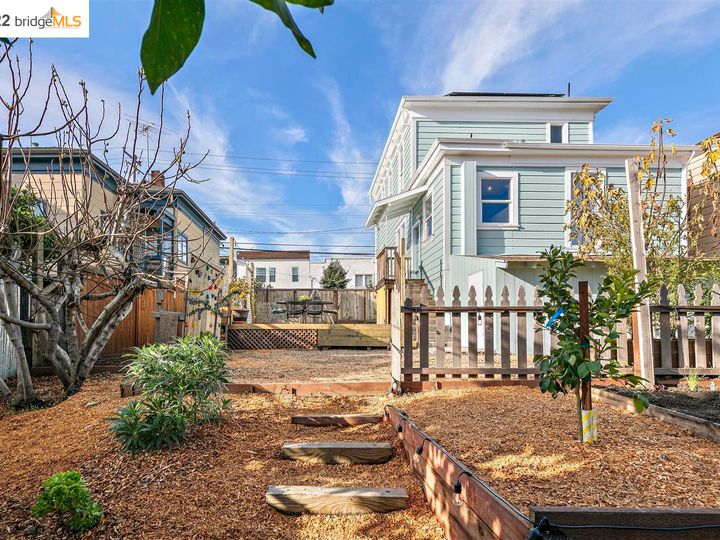 1822 13th Ave, Oakland, CA | Highland Park. Photo 38 of 40