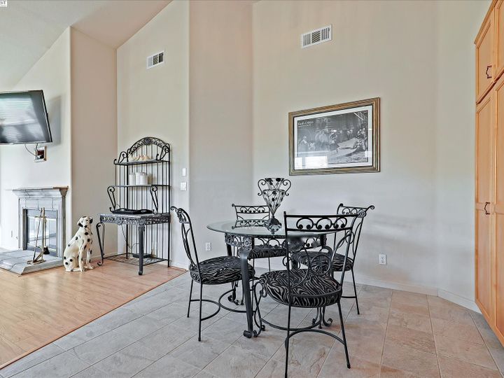 1848 Meadow Glen Dr, Livermore, CA | The Meadows. Photo 16 of 39