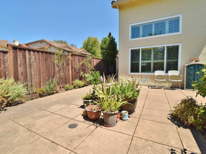 19020 Mount Hood Way Castro Valley CA Multi-family home. Photo 30 of 40