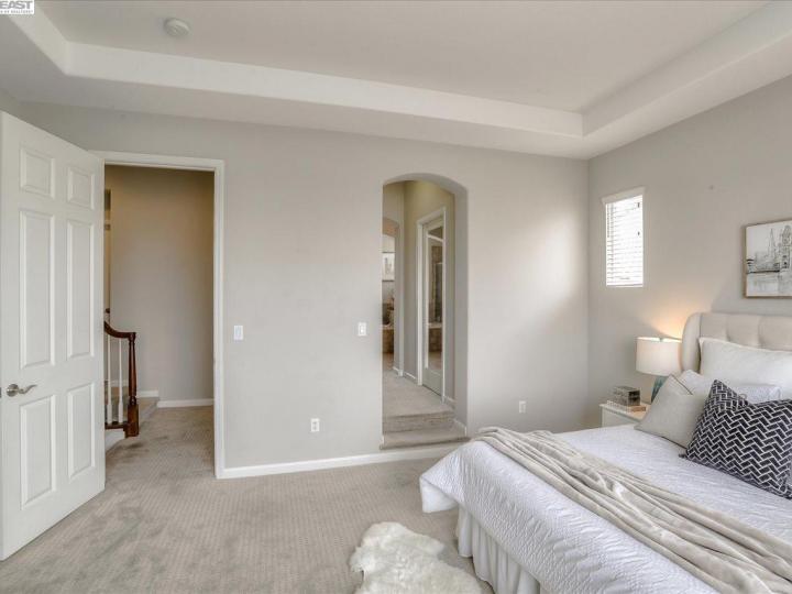 1917 Hollyview Dr, San Ramon, CA | Gale Ranch. Photo 27 of 40