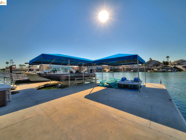 2036 Windward Pt, Discovery Bay, CA | Delta Waterfront Access. Photo 37 of 44