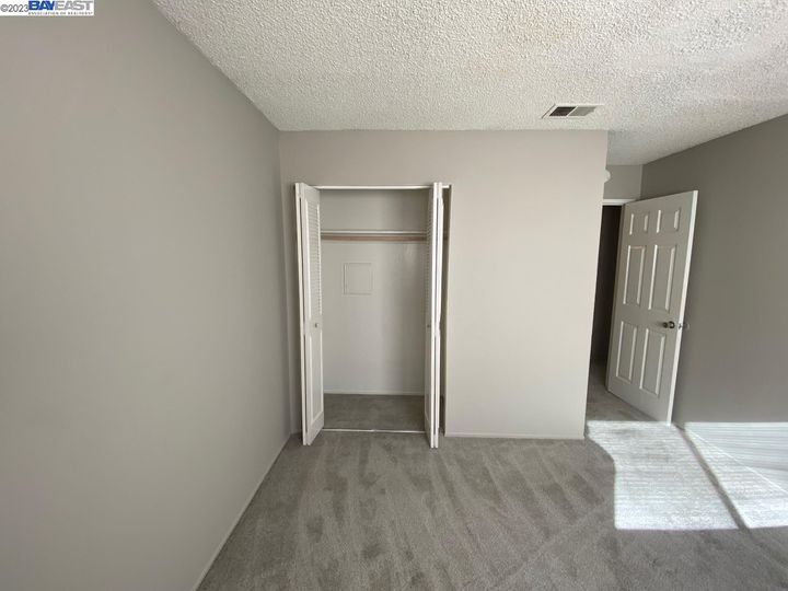 2122 Peppertree Way #2, Antioch, CA, 94509 Townhouse. Photo 9 of 18