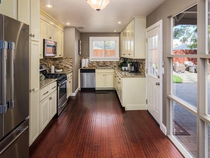 2124 Dena Dr, Concord, CA | Holbrook Heights. Photo 11 of 28