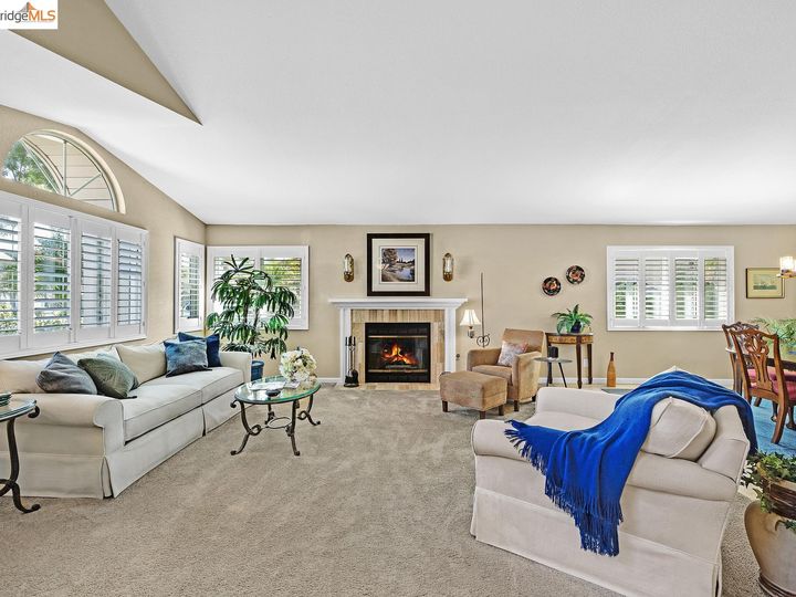 2136 Saint Andrews Ct, Discovery Bay, CA | Discovery Bay Country Club. Photo 12 of 40