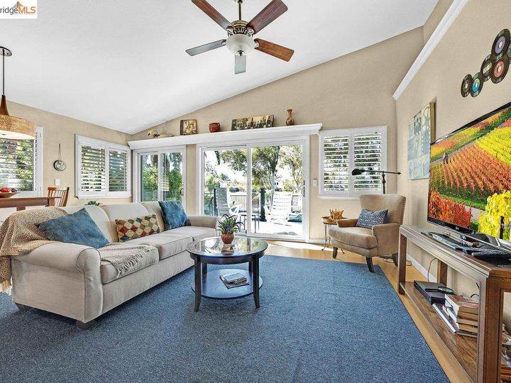 2136 Saint Andrews Ct, Discovery Bay, CA | Discovery Bay Country Club. Photo 22 of 40