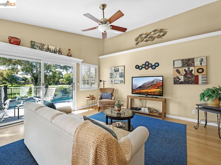 2136 Saint Andrews Ct, Discovery Bay, CA | Discovery Bay Country Club. Photo 23 of 40