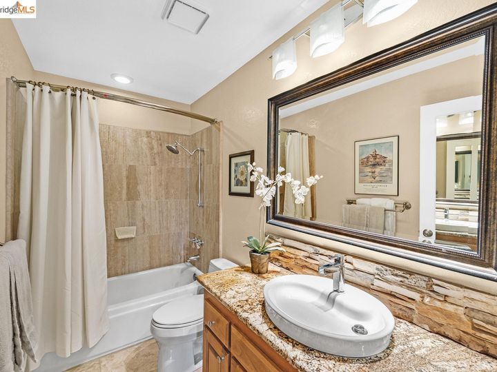 2136 Saint Andrews Ct, Discovery Bay, CA | Discovery Bay Country Club. Photo 33 of 40
