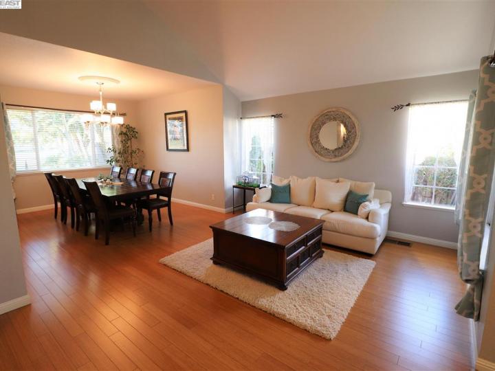 2140 Saint Andrews Ct, Discovery Bay, CA | Discovery Bay Country Club. Photo 13 of 33