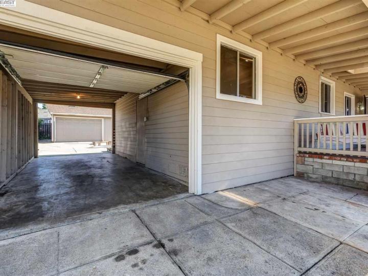 21442 Lake Chabot Rd, Castro Valley, CA | Castro Valley. Photo 25 of 34