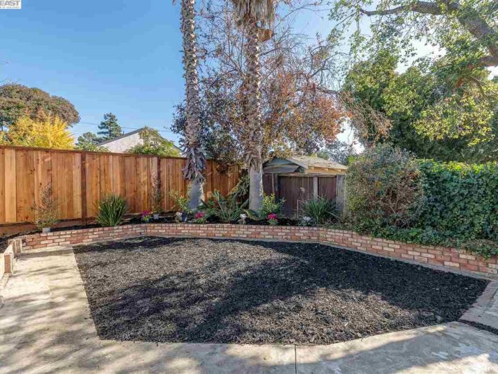 21442 Lake Chabot Rd, Castro Valley, CA | Castro Valley. Photo 31 of 34