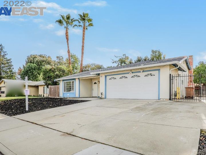 2145 Freeman Ct, Antioch, CA | River Heights. Photo 3 of 34