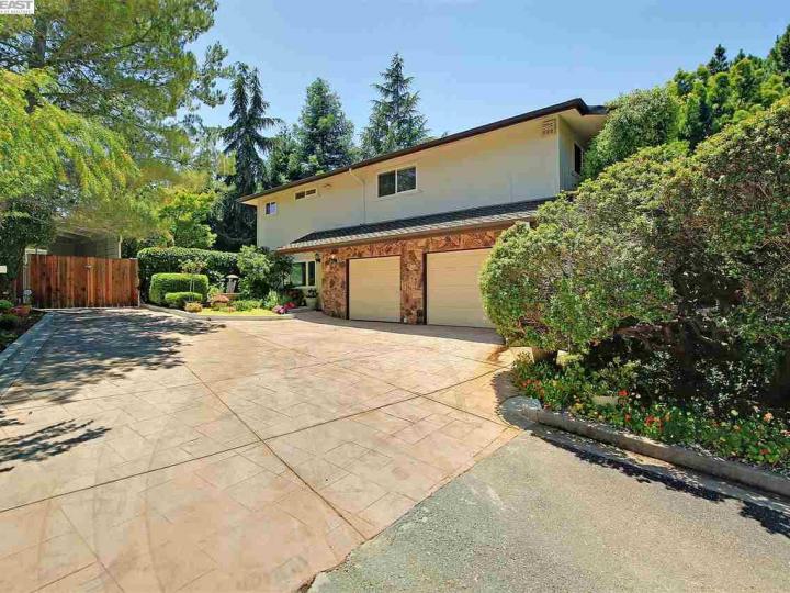 22041 Barnhill Ln, Castro Valley, CA | 5 Canyons. Photo 1 of 33