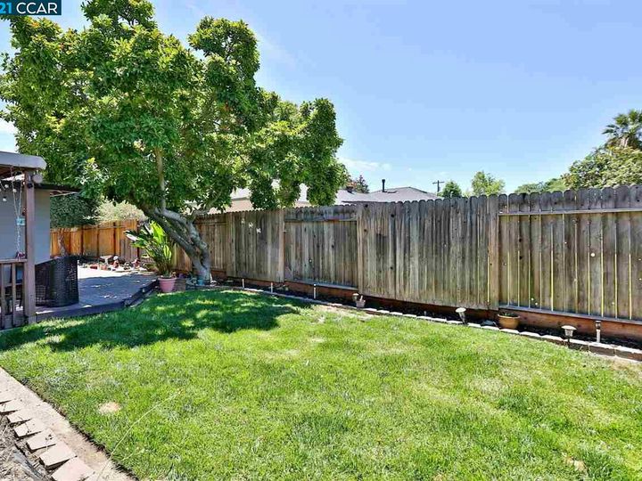 2325 Holbrook Dr, Concord, CA | Holbrook Heights. Photo 19 of 22