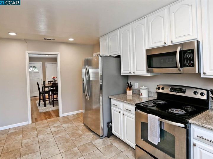2325 Holbrook Dr, Concord, CA | Holbrook Heights. Photo 10 of 22