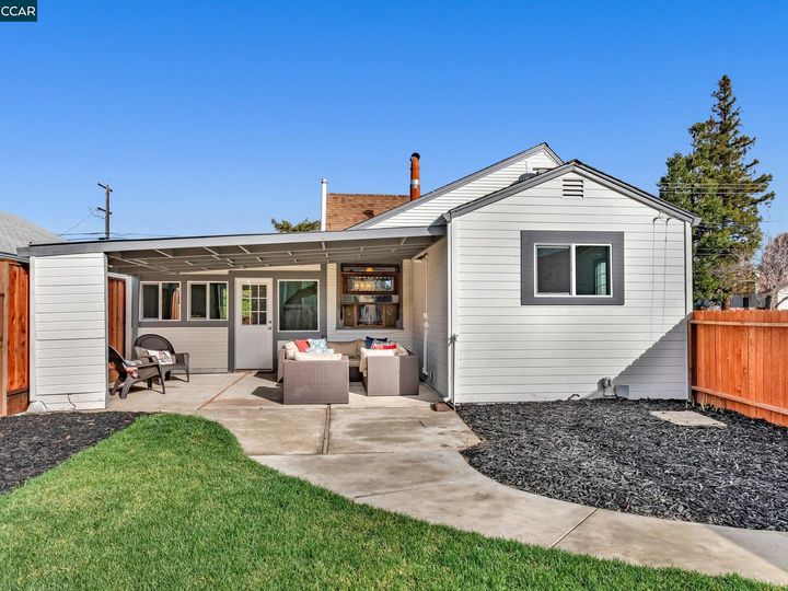 2341 College Ave, Livermore, CA | Old South Side. Photo 28 of 36