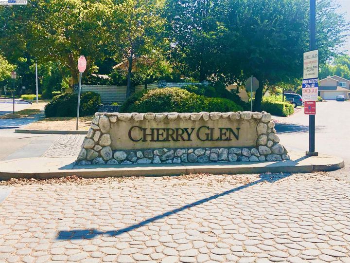 Cherry Glen condo #. Photo 3 of 4