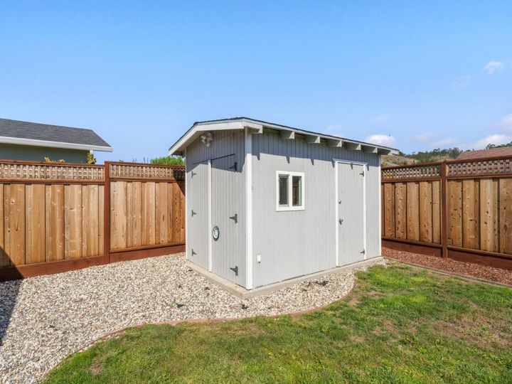 250 Shelter Cove Dr, Half Moon Bay, CA | . Photo 26 of 37