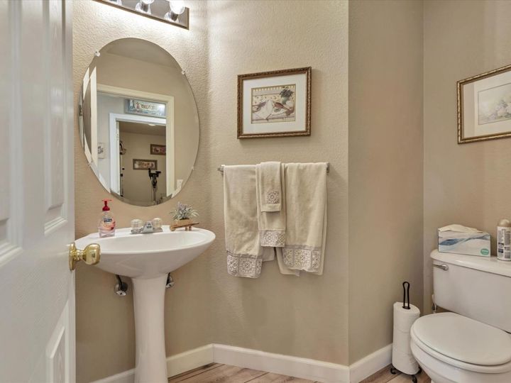 2541 Glenview Dr, Hollister, CA | . Photo 54 of 60